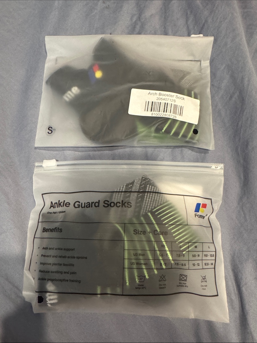2 pairs Forme NWT Ankle Guard Socks Size small black